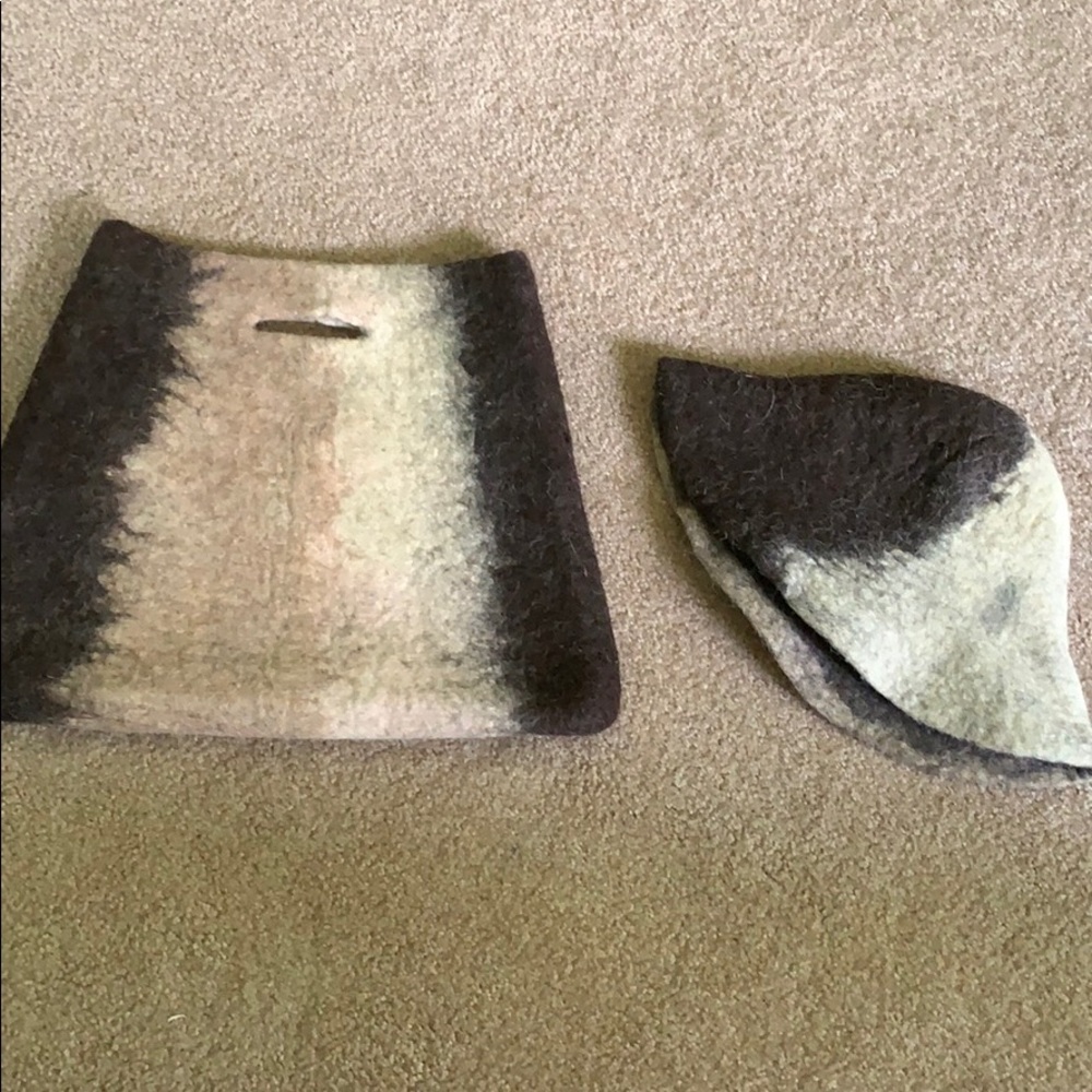 Matching hat and wool purse